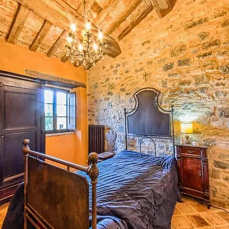 Affittasi Casolare Max 14 Posti Letto Localita Romeggio Lisciano Niccone