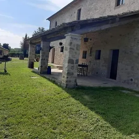 Affittasi Casolare Max 14 Posti Letto Localita Romeggio Lisciano Niccone