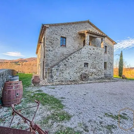Affittasi Casolare Max 14 Posti Letto Localita Romeggio Lisciano Niccone